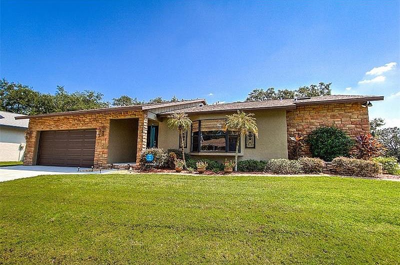 1st image of 2217 Lime Oak Ct