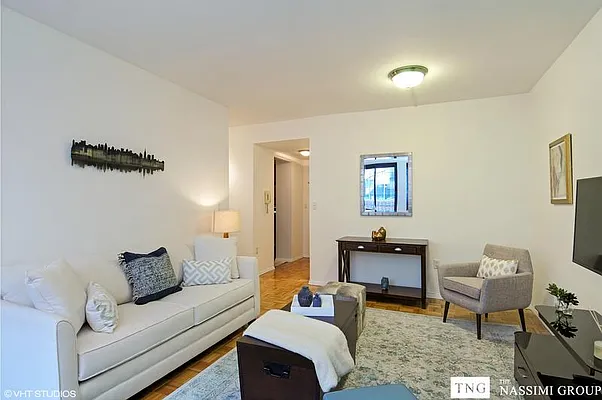 Rented by TNG Nassimi Realty | media 8