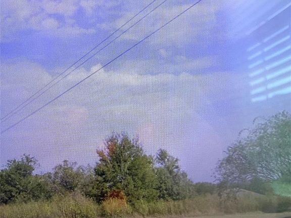 2nd image of 252 N County Line Rd