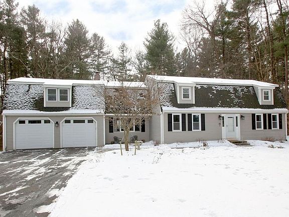 2nd image of 11 Lombard Ln