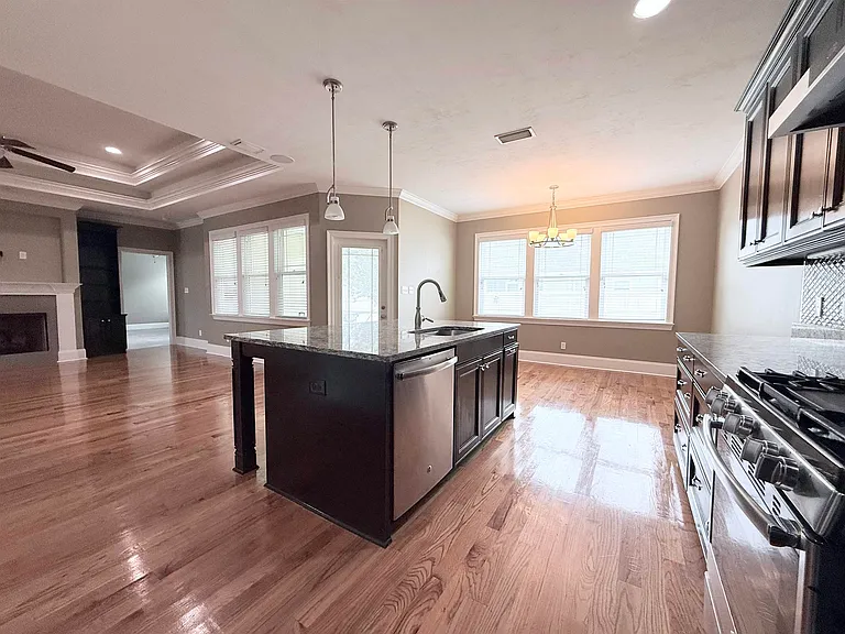2559 Rosin Way — Photo 15
