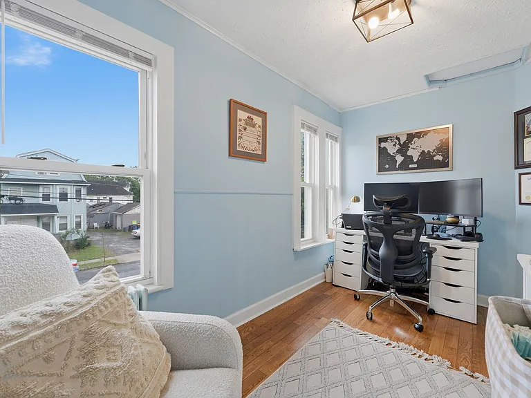 7 Fairview Ave — Photo 25