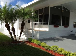 894 Sundeck Way, Boynton Beach, FL 33436