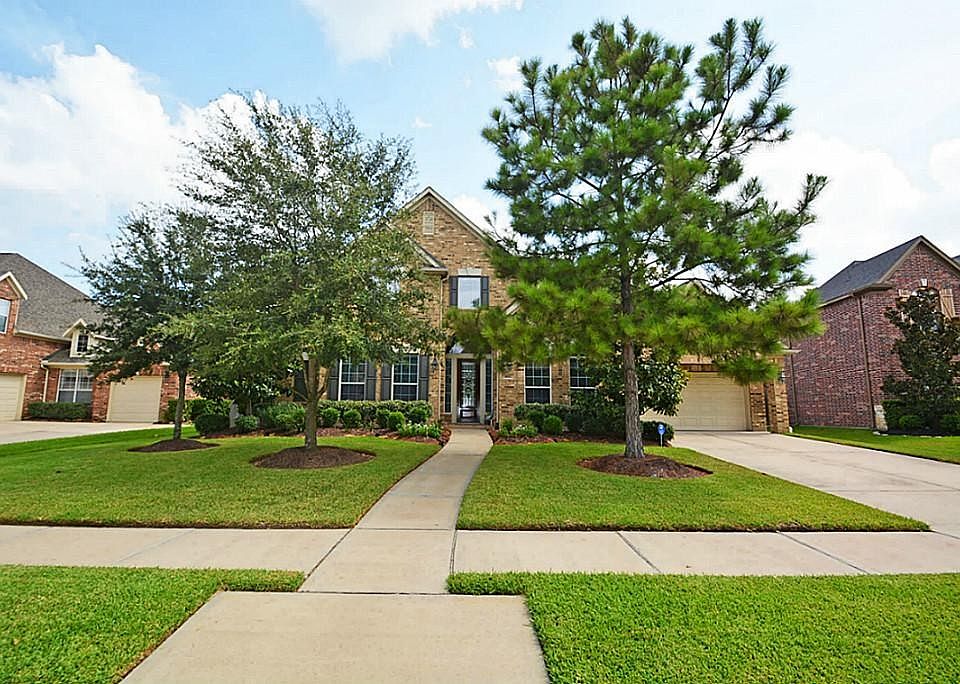 1st image of 4611 Kings Landing Ln