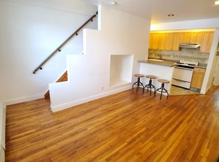 191-16 Station Rd, Flushing, NY 11358