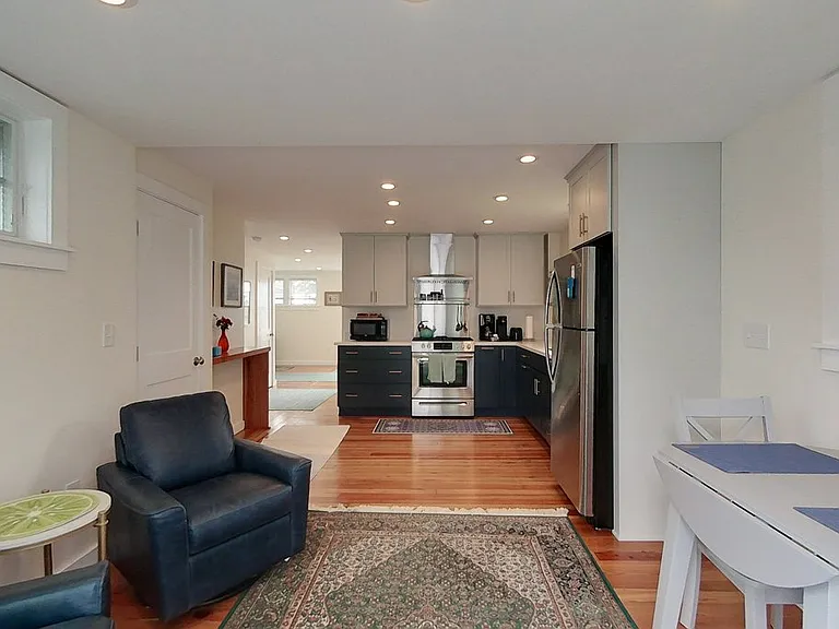 23 Warren Ave #1 — Photo 6
