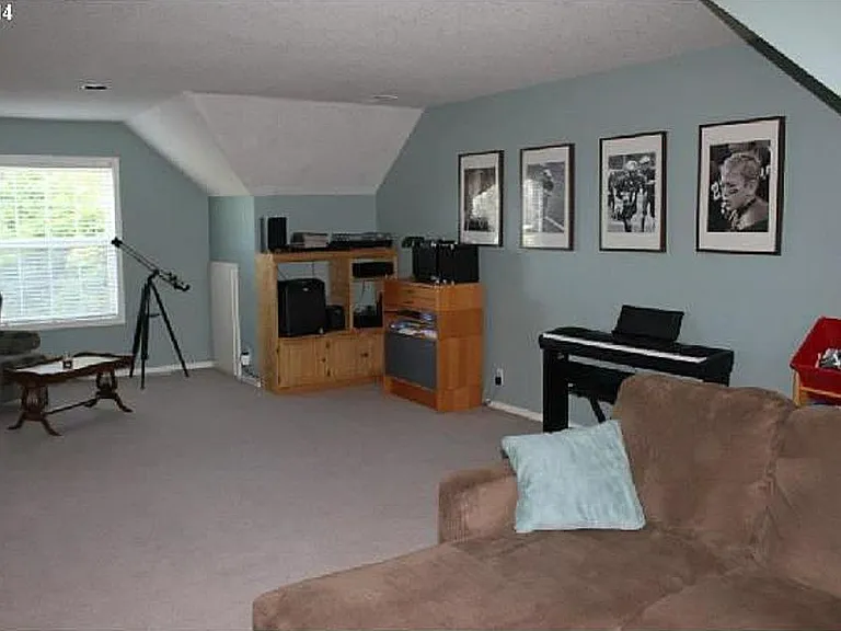 Fourth Bedroom