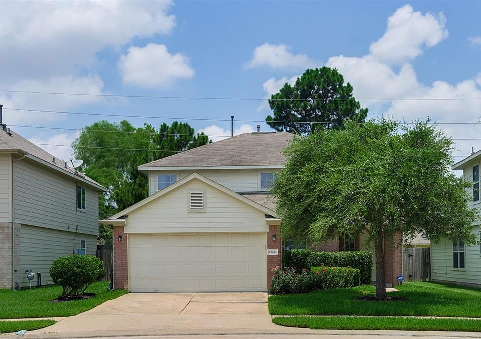 1st image of 19254 Lakota Dr