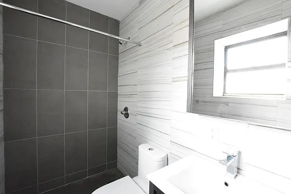 Rented by Clove Realty LLC | media 2