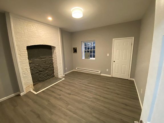 5th image of 145 Grand St APT 1
