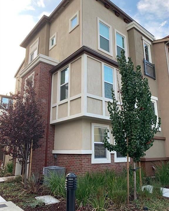 1st image of 1035 Giacomo Ln Unit 1