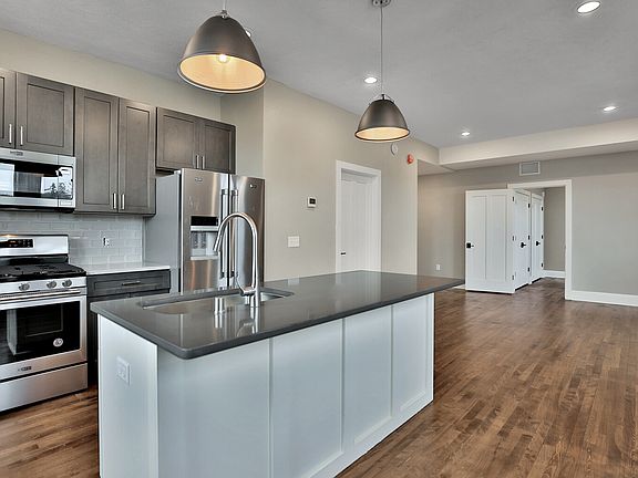 Upgraded appliances and granite countertops