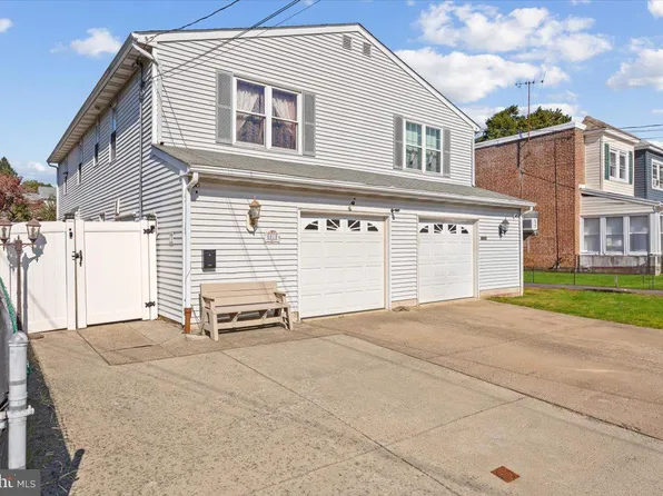 8010 N Ferndale St, Philadelphia, PA 19111