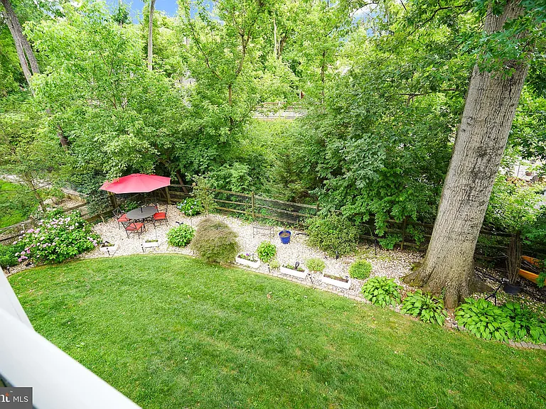 6719 Tennyson Dr — Photo 35