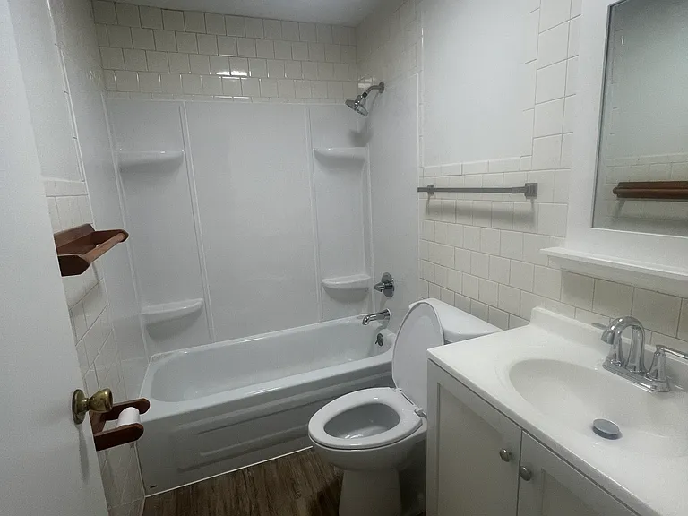 2429 Wade St #1 — Photo 7