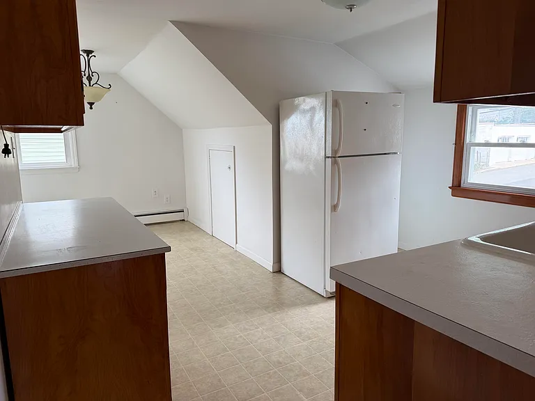 654 Chase Ave #2 — Photo 11