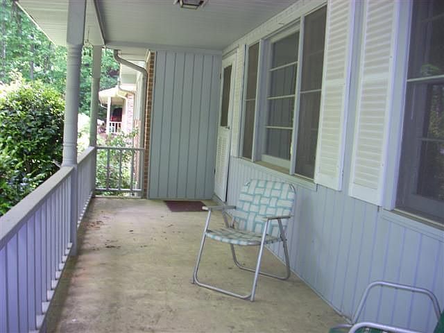 1st image of 3328 Lake Dr