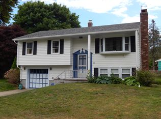 15 Faria Way, Tiverton, RI 02878