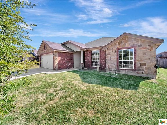 2nd image of 2608 Montague County Dr