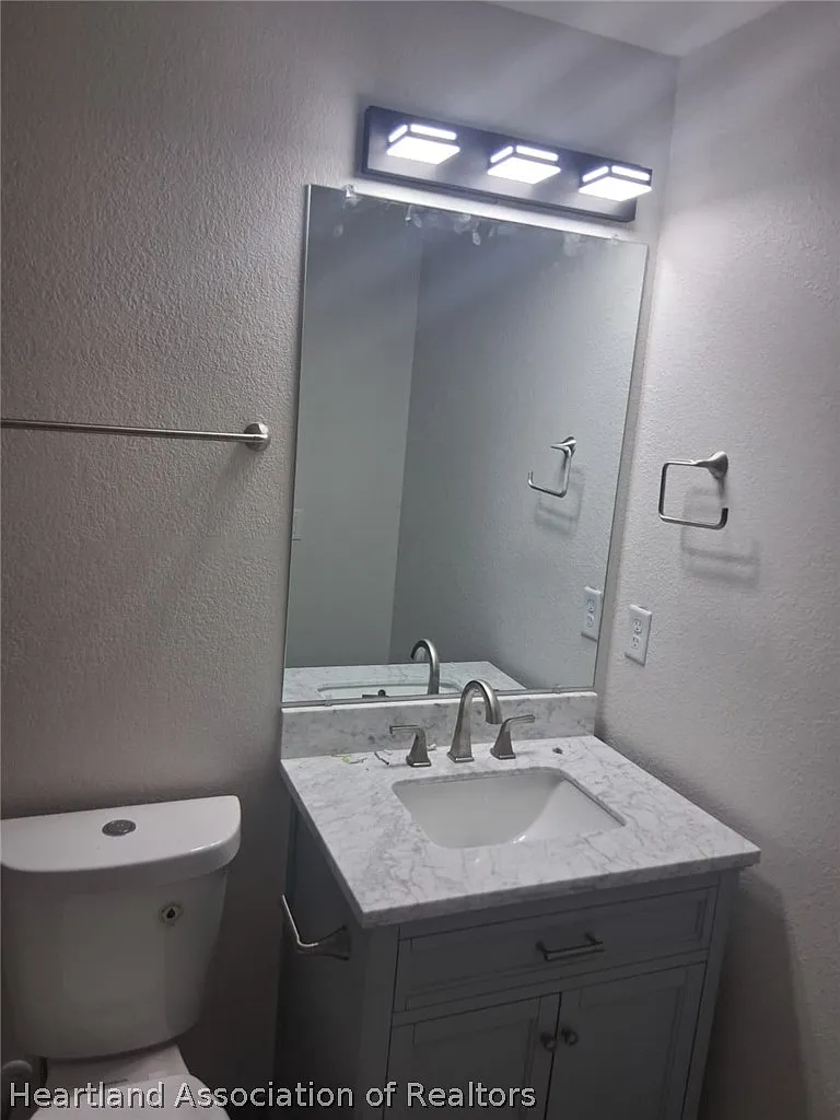 Building Photo - 6929 San Benito Dr