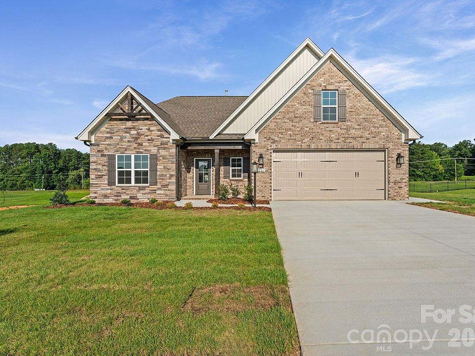 1st image of 257 Sandpiper Dr #4
