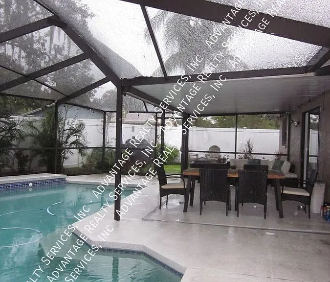 4902 Country Aire Ln — Photo 25