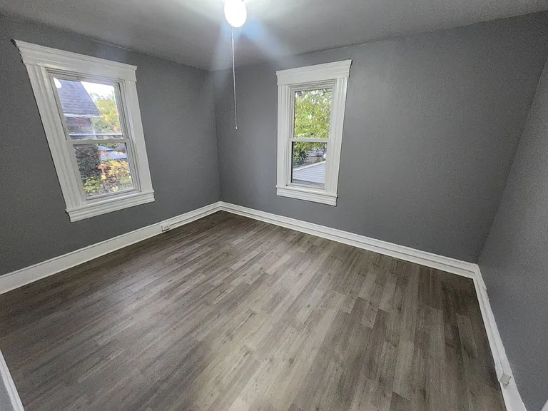 2188 E 36th St — Photo 22