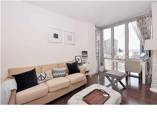 Sold by Evans Real Estate | media 5