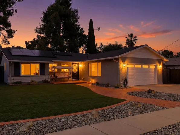 8182 Beaver Lake Dr, San Diego, CA 92119