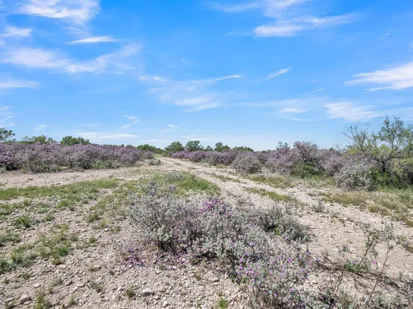 2326 Ginger Lee Loop, Del Rio, TX 78840