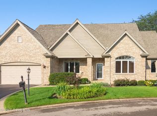 24 Kingsborough Cv, Inverness, IL 60010