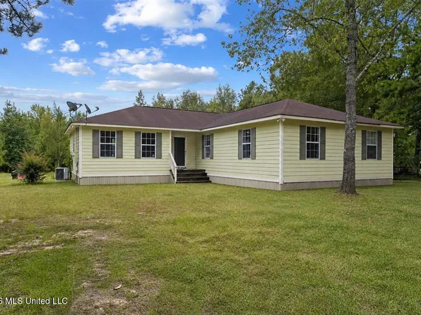 328 W Progress Rd, Prentiss, MS 39474