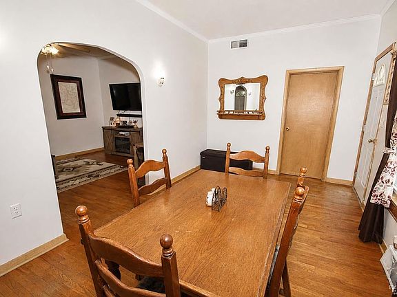 4th image of 6988 Otter Creek Rd E
