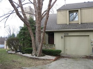 536 Conner Creek Dr, Fishers, IN