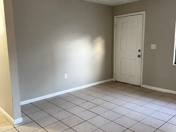 1200 E Bougainvillea Ave APT A, Tampa, FL 33612