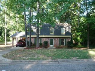 826 Tullahoma Dr, Auburn, AL 36830