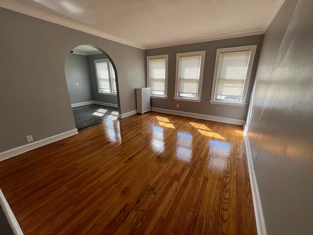 Building Photo - 8559 S Bennett Ave #1