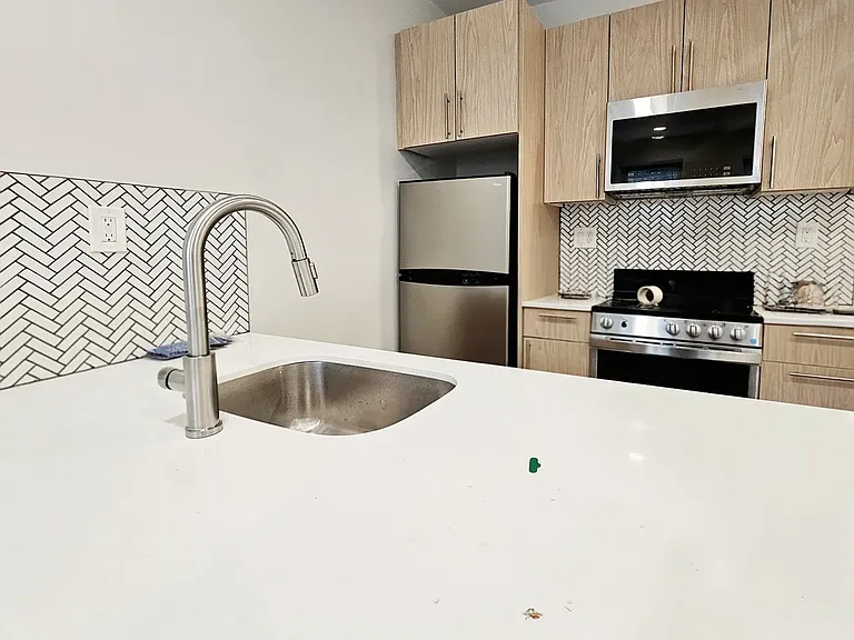 27 Garden St #6 — Photo 5