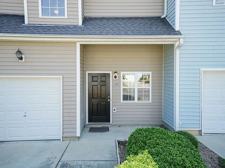 295 Plaza Dr #E — Photo 3