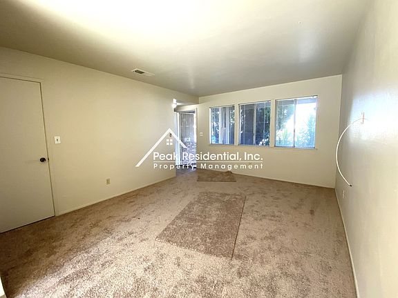 4th image of 7321 Sunrise Blvd