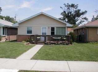 7625 Lockwood Ave, Burbank, IL