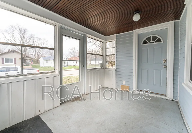 1619 E Tabor St — Photo 2