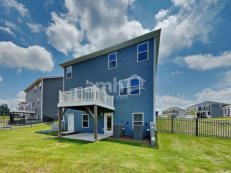 184 Larragan Dr — Photo 26