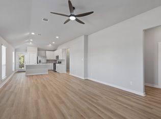 105 Creek Dr, Georgetown, TX 78628