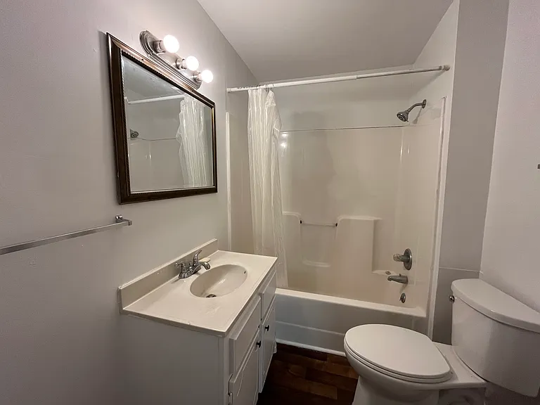 702 Elberta St #2 — Photo 7