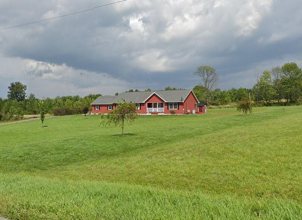 1st image of 449 Reservoir Rd