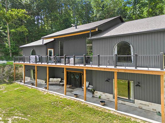 2nd image of 60 Sexton Ln