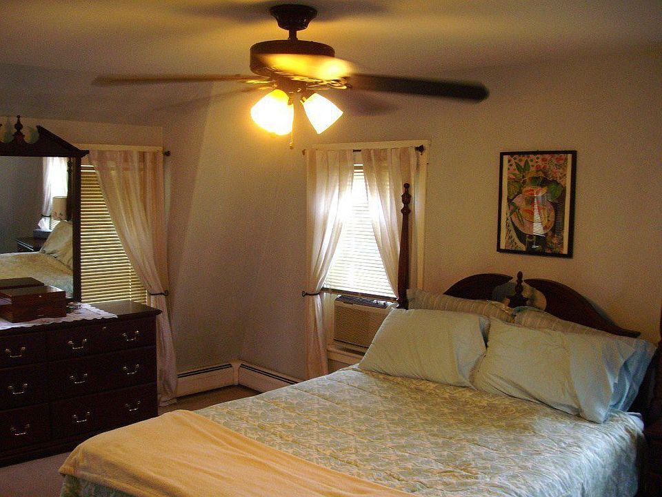 235 Tremont St, New Bedford, MA 02740 Zillow