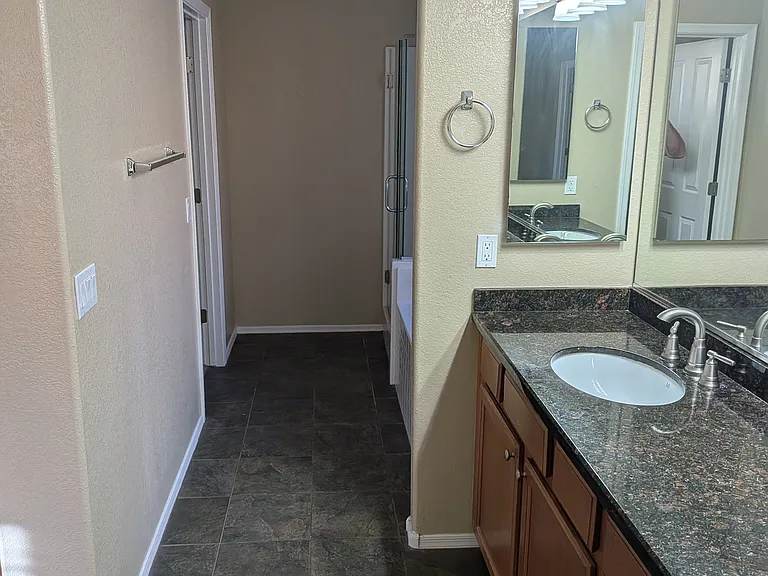 1281 E Canyon Creek Dr — Photo 11