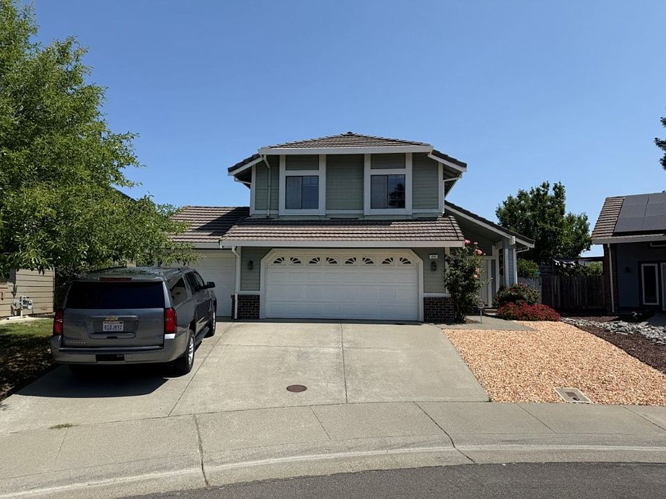 1st image of 220 Joy Ct